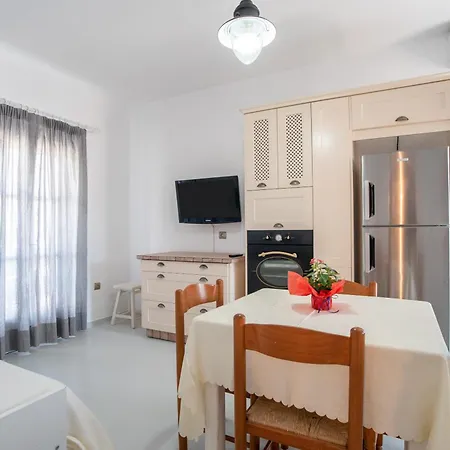 Lefkes Seaside דירה